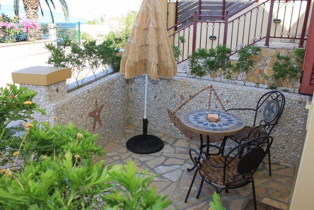 Greka Ionian Suites Agia Efimia Екстериор снимка