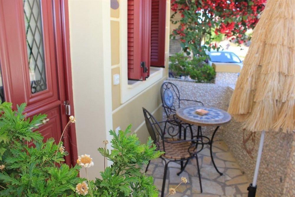 Greka Ionian Suites Agia Efimia Екстериор снимка