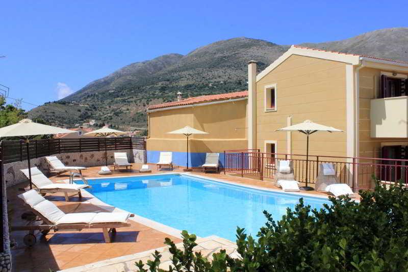 Greka Ionian Suites Agia Efimia Екстериор снимка