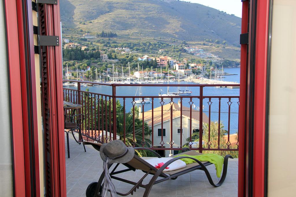 Greka Ionian Suites Agia Efimia Екстериор снимка
