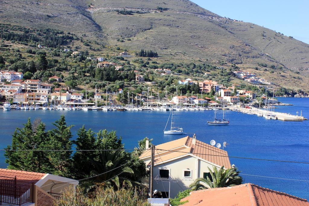 Greka Ionian Suites Agia Efimia Екстериор снимка