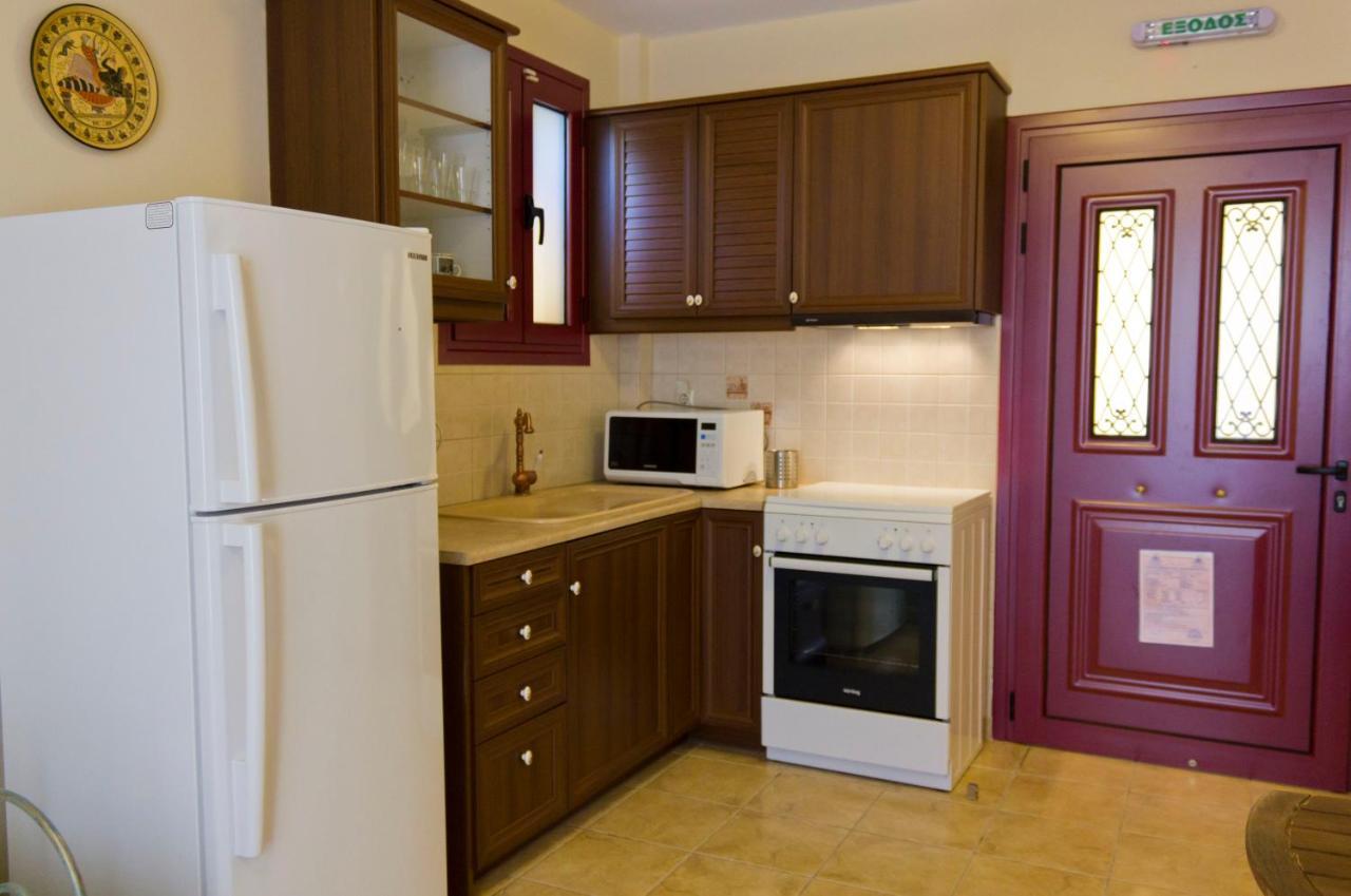Greka Ionian Suites Agia Efimia Екстериор снимка