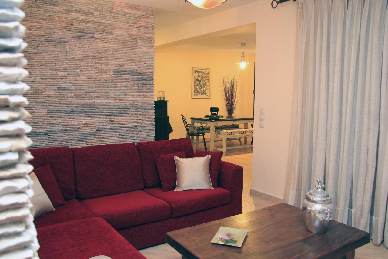 Greka Ionian Suites Agia Efimia Екстериор снимка